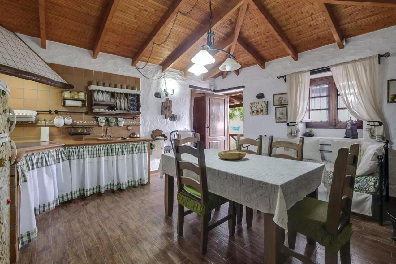 Casa Olympia, Tamaimo Apartment Luaran gambar